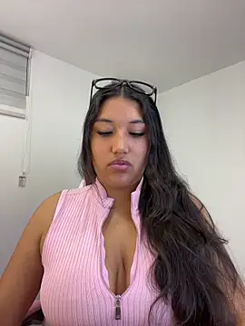 SharaRous online show from May 2026 01:14:01 AM