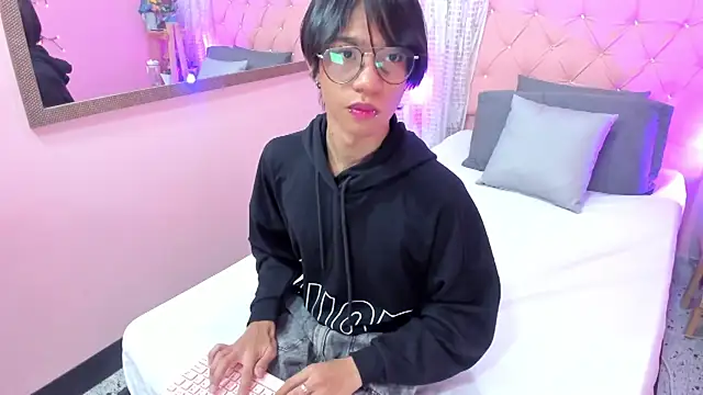 Snapshot of Liam_evvan chatting on September 2025 03:29:01 AM Liam evvan online show from September 2025 03:29:01 AM