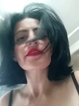 Gecenin Kralicesi online show from January 2026 06:16:01 AM