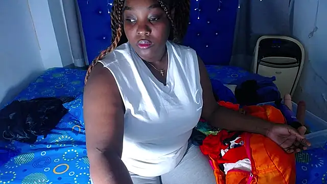 ebony NeighborMoans online show from December 2025 03:23:01 AM