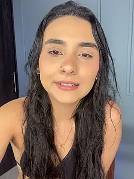 Snapshot of Zafira_Montiel chatting on December 2025 11:55:02 PM Zafira Montiel online show from December 2025 11:55:02 PM