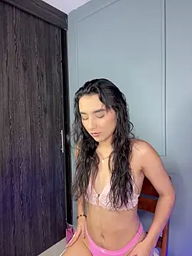 Snapshot of Zafira_Montiel chatting on January 2026 09:24:01 PM Zafira Montiel online show from January 2026 09:24:01 PM