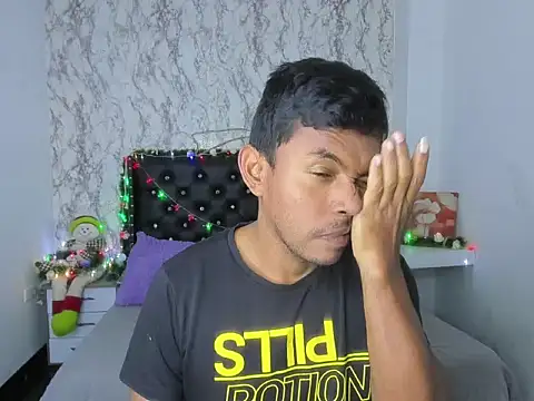 Adam Morgan2 online show from December 2025 04:34:01 PM