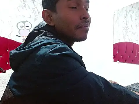 Adam Morgan2 online show from December 2025 04:30:01 AM