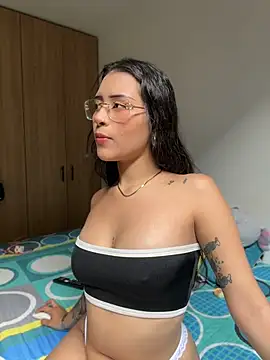 CatadeLuca online show from May 2026 03:28:01 PM