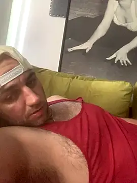 Hothotboyg online show from September 2025 09:18:01 PM