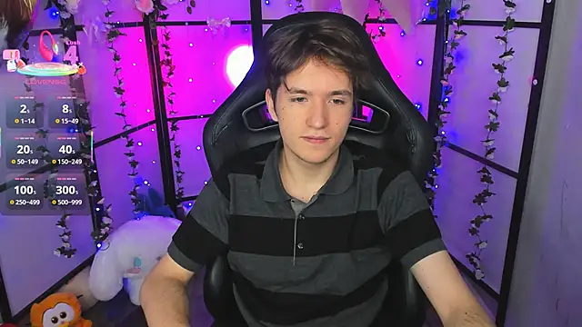 Ethan Rivers online show from September 2025 05:44:01 AM