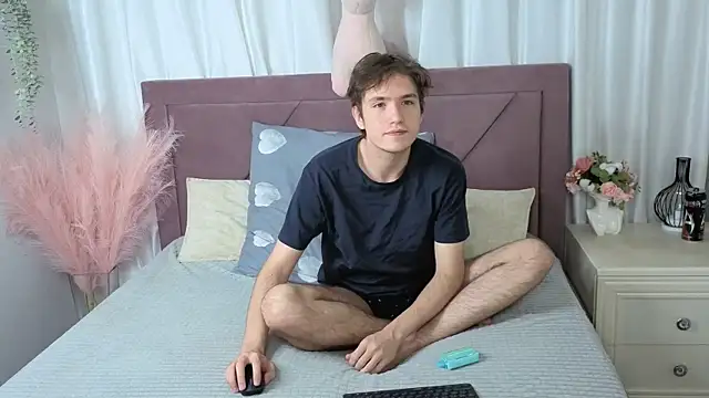 Ethan Rivers online show from October 2025 08:59:01 PM