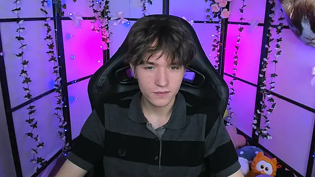 Ethan Rivers online show from November 2025 11:43:01 AM