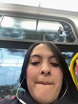 marianm29 online show from April 2026 11:00:01 PM