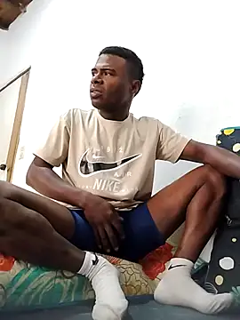 Snapshot of _yefez chatting on February 2026 04:05:02 PM yefez online show from February 2026 04:05:02 PM