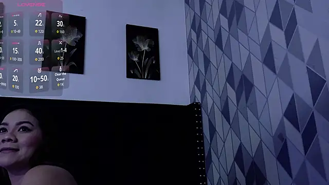 mamaneedsfun online show from October 2025 12:47:01 PM