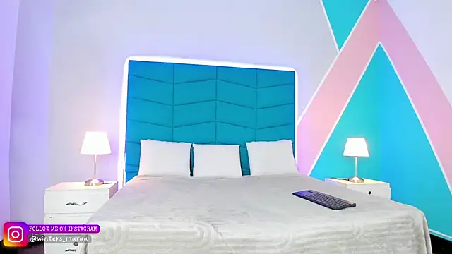 Snapshot of mara_winters_ chatting on September 2025 11:48:01 AM mara winters online show from September 2025 11:48:01 AM