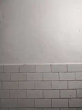 avi007p online show from December 2025 05:08:02 PM