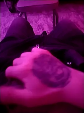 imoamo online show from February 2026 10:32:01 PM