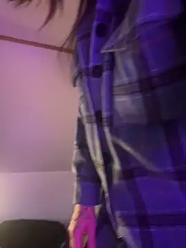 Snapshot of TheNaturalistX chatting on October 2025 11:36:02 AM TheNaturalistX online show from October 2025 11:36:02 AM