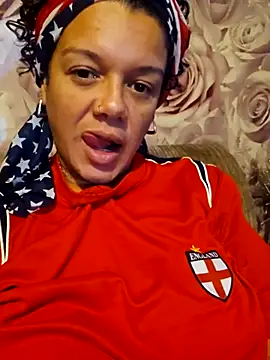 Snapshot of GoddessChantelle chatting on October 2025 10:10:01 PM GoddessChantelle online show from October 2025 10:10:01 PM