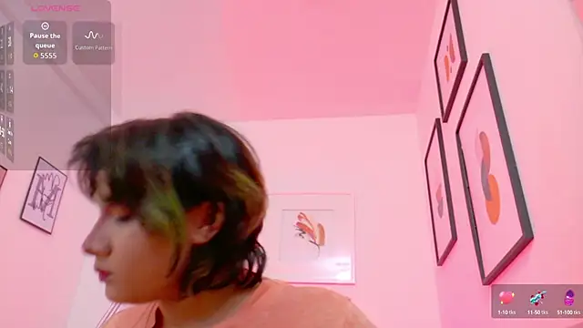 Snapshot of cosplaydate chatting on October 2025 03:01:02 AM cosplaydate online show from October 2025 03:01:02 AM