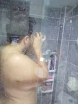 LoanaSantos online show from May 2026 09:24:01 PM