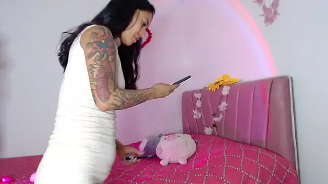 Liahdiaz  online show from September 2025 12:39:01 PM