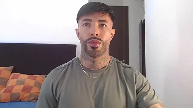 andrea de lucaa online show from July 2026 01:23:02 AM