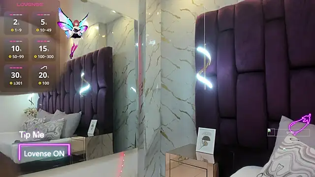 Snapshot of megannherrera chatting on September 2025 12:07:02 PM megannherrera online show from September 2025 12:07:02 PM