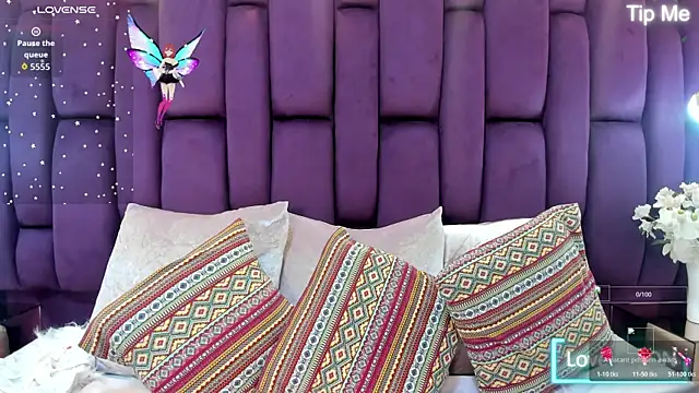 Snapshot of megannherrera chatting on October 2025 11:44:01 AM megannherrera online show from October 2025 11:44:01 AM