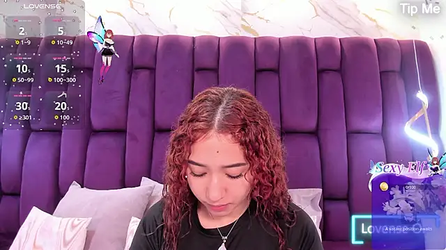 Snapshot of megannherrera chatting on January 2026 12:21:01 PM megannherrera online show from January 2026 12:21:01 PM