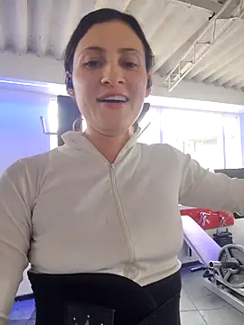 lindasyt online show from October 2025 03:40:01 PM