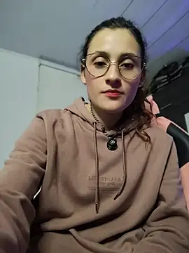lindasyt online show from July 2026 11:29:01 PM