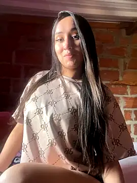 Snapshot of RAKEL37 chatting on October 2025 07:15:01 PM RAKEL37 online show from October 2025 07:15:01 PM