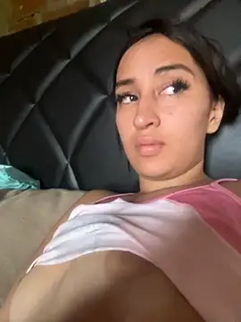 RAKEL37 online show from November 2025 09:14:01 PM