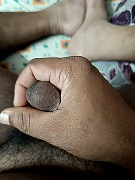 Snapshot of maddy3108 chatting on January 2026 04:07:02 AM maddy3108 online show from January 2026 04:07:02 AM