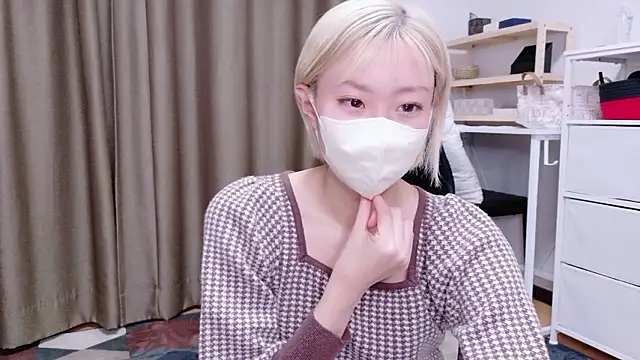 Nana  ch online show from February 2026 08:16:02 PM