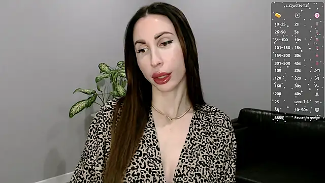 Ella Sea online show from December 2025 09:14:01 AM