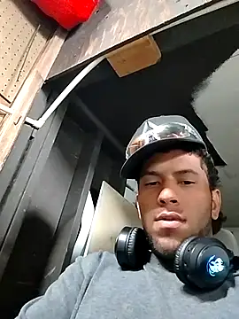 tukica56 online show from November 2025 03:47:02 PM