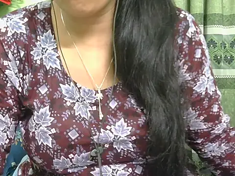 Snapshot of fairy_queen07 chatting on June 2026 06:34:02 PM fairy queen07 online show from June 2026 06:34:02 PM