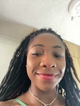 Snapshot of Astergray21 chatting on December 2025 01:09:02 PM Astergray21 online show from December 2025 01:09:02 PM