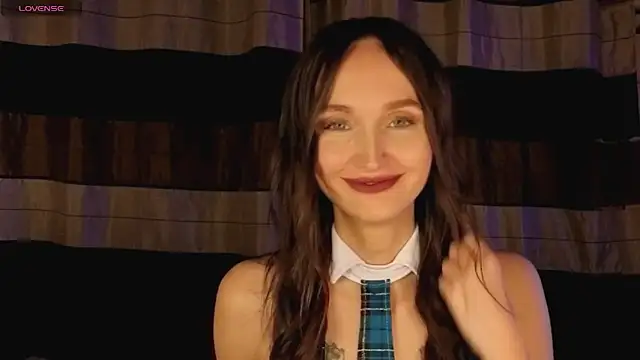 Snapshot of xSweetMissx chatting on September 2025 12:12:01 AM xSweetMissx online show from September 2025 12:12:01 AM