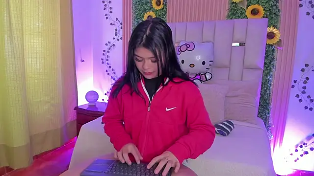 Jade Nmm online show from October 2025 01:08:02 PM