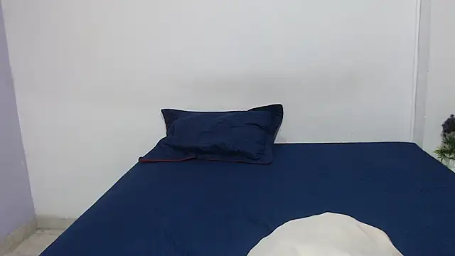onixandghosty1 online show from May 2026 06:57:01 PM