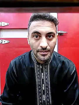 Snapshot of mahdiDido chatting on October 2025 08:11:02 PM mahdiDido online show from October 2025 08:11:02 PM