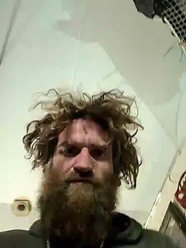 bearded cross online show from December 2025 02:23:02 PM