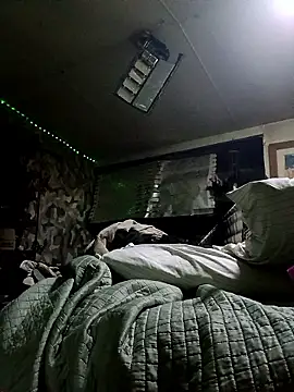 bearded cross online show from January 2026 07:12:01 AM