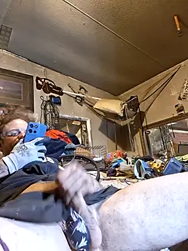 bearded cross online show from March 2026 11:11:02 AM