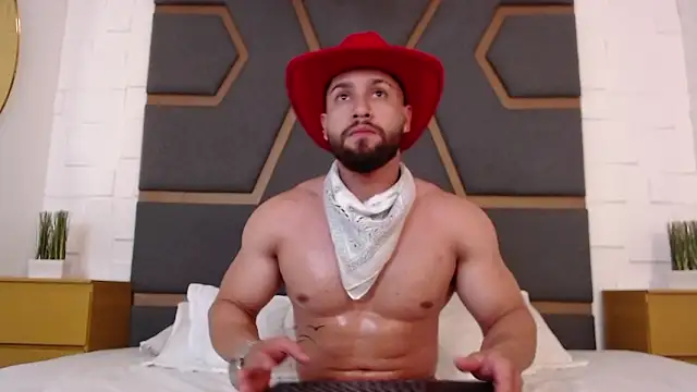 Snapshot of massimofiore_ chatting on February 2026 03:48:01 AM massimofiore online show from February 2026 03:48:01 AM