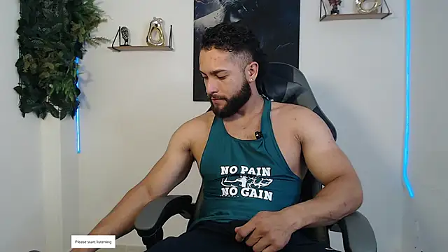 massimofiore  online show from April 2026 04:34:02 PM