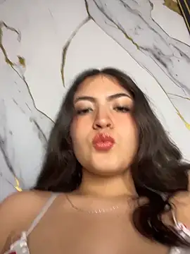 Snapshot of Gaby-Herrera chatting on November 2025 08:23:02 PM Gaby-Herrera online show from November 2025 08:23:02 PM