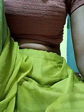 Snapshot of Hut_rotu_cute chatting on September 2025 11:17:01 PM Hut rotu cute online show from September 2025 11:17:01 PM