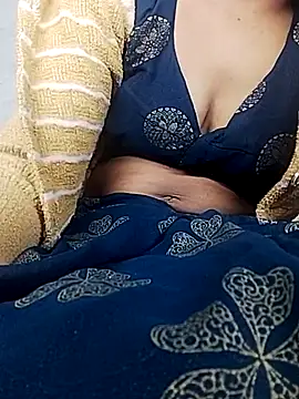 Snapshot of Hut_rotu_cute chatting on February 2026 05:05:02 PM Hut rotu cute online show from February 2026 05:05:02 PM